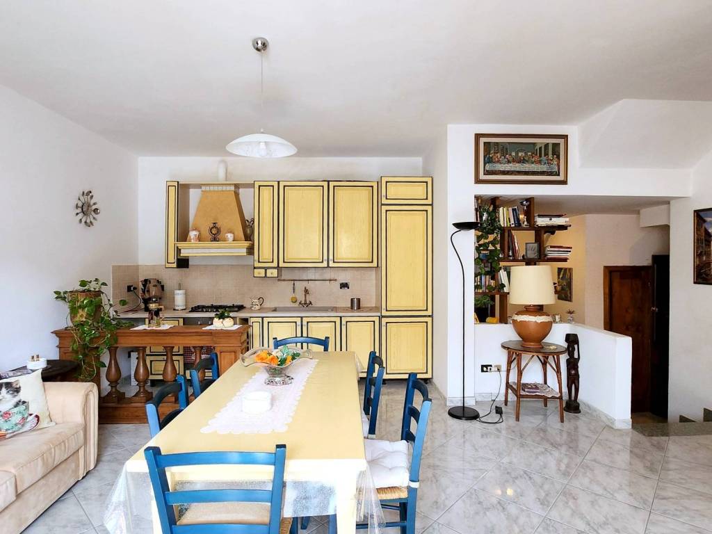 casa indipendente in vendita a Lastra a Signa