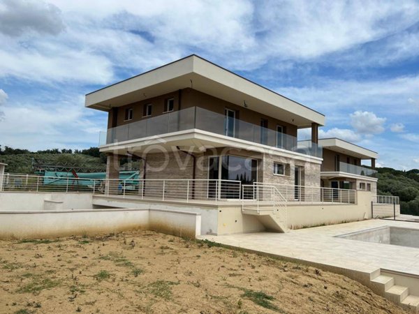 casa indipendente in vendita a Lastra a Signa