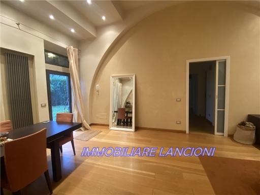 casa indipendente in vendita a Lastra a Signa