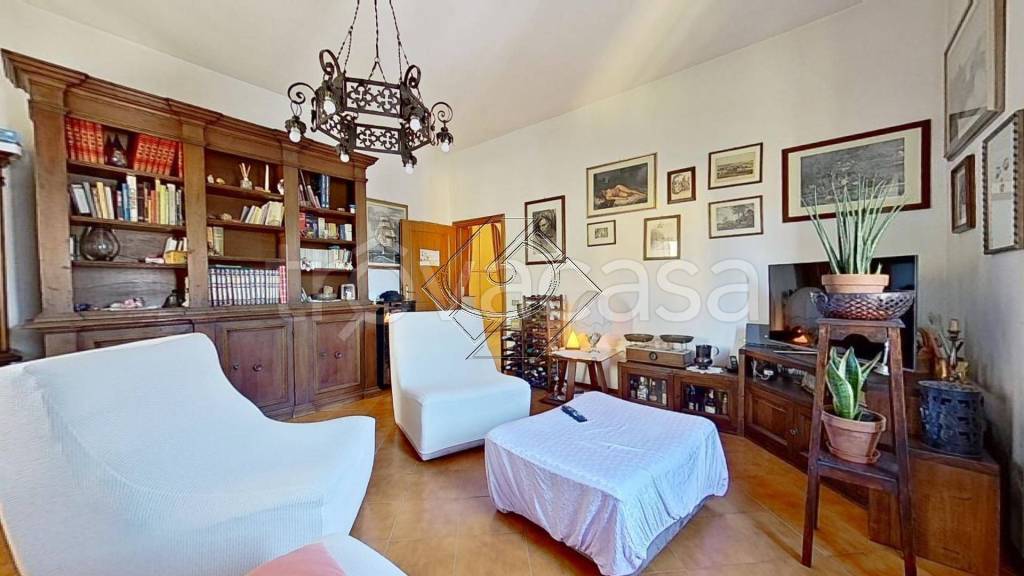 casa indipendente in vendita a Lastra a Signa