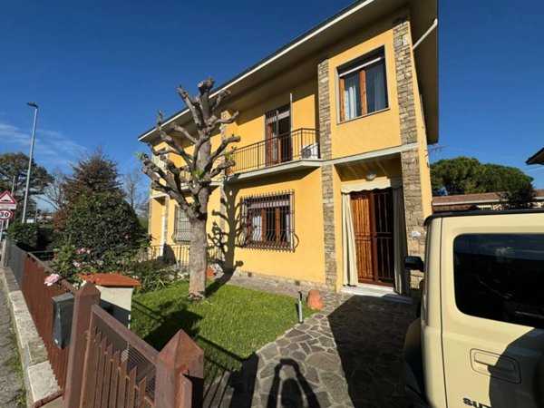 casa indipendente in vendita a Lastra a Signa