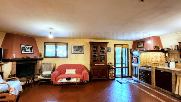 casa indipendente in vendita a Lastra a Signa