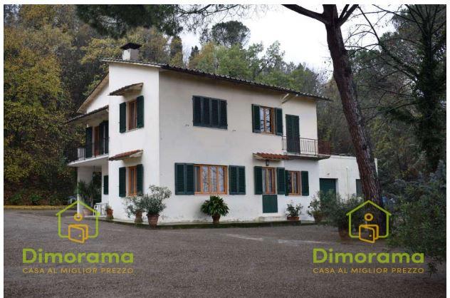 casa indipendente in vendita a Lastra a Signa in zona Brucianesi