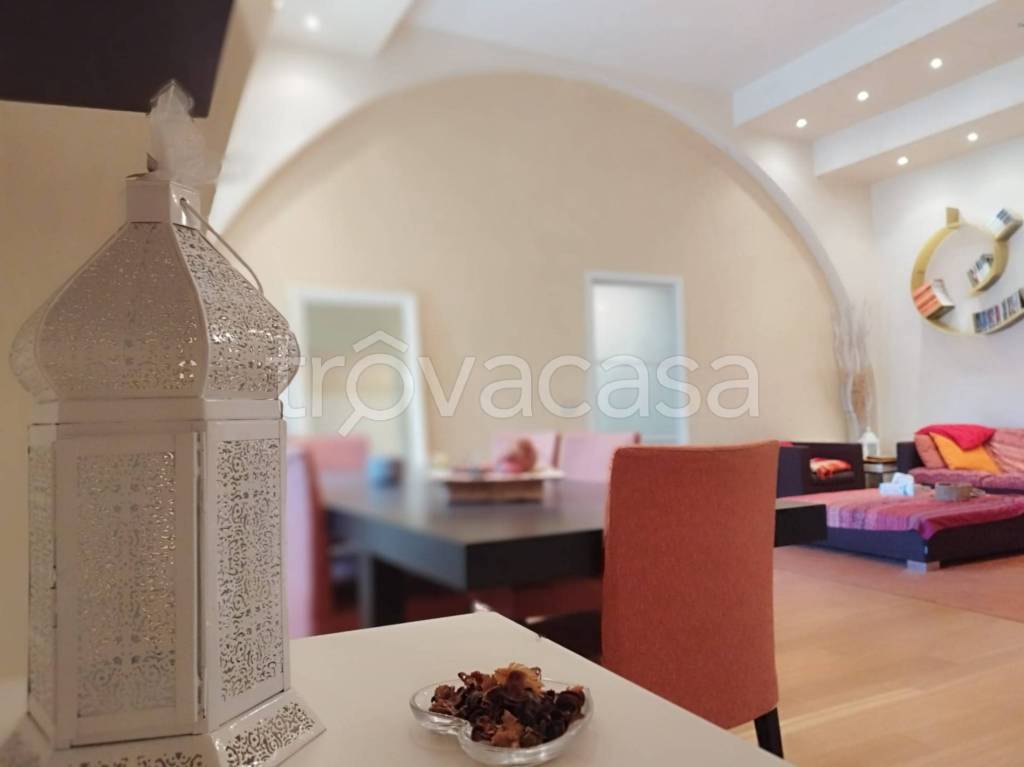 casa indipendente in vendita a Lastra a Signa
