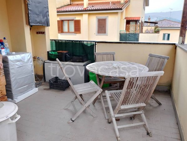 appartamento in vendita a Lastra a Signa in zona Brucianesi