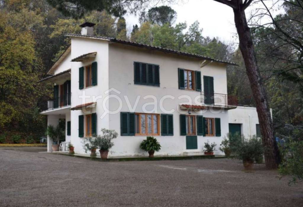 appartamento in vendita a Lastra a Signa in zona Brucianesi