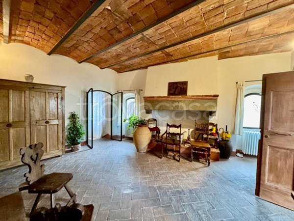 casa indipendente in vendita a Lastra a Signa in zona Calcinaia