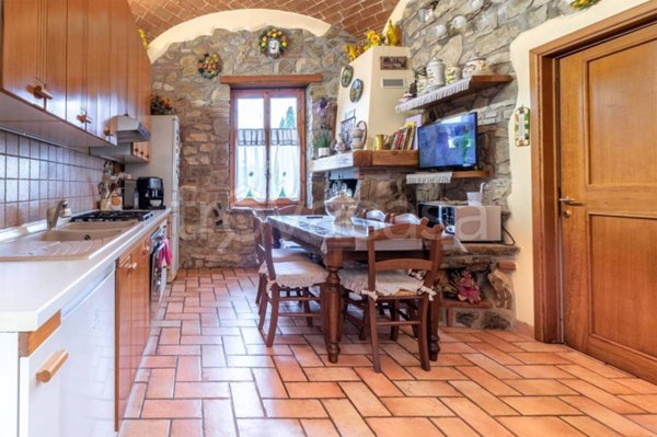 casa indipendente in vendita a Lastra a Signa