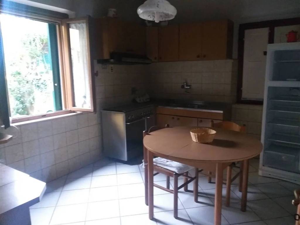 casa indipendente in vendita a Lastra a Signa