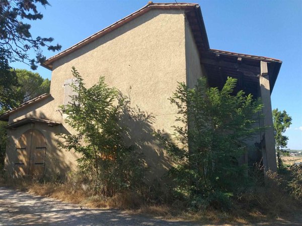 locale di sgombero in vendita a Lastra a Signa in zona Malmantile