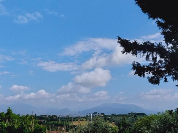 casa indipendente in vendita a Lastra a Signa