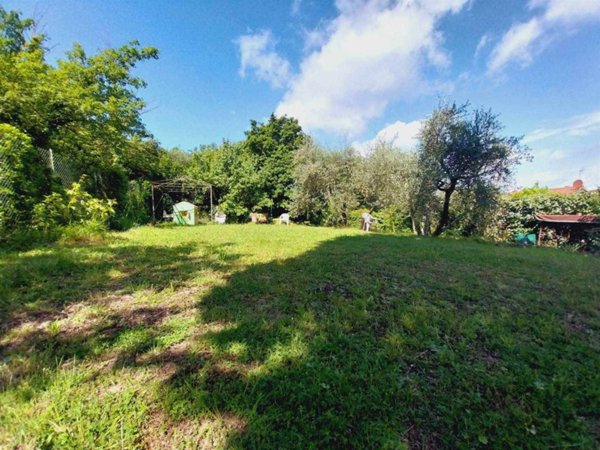 casa indipendente in vendita a Lastra a Signa