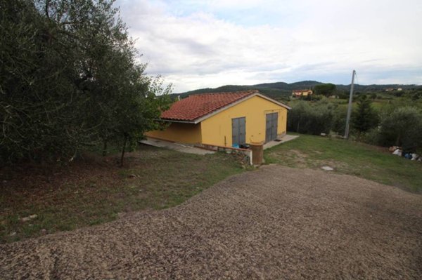 locale di sgombero in vendita a Lastra a Signa