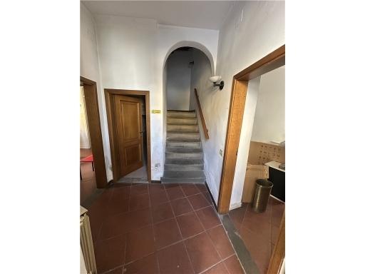 casa indipendente in vendita a Lastra a Signa in zona Ginestra Fiorentina