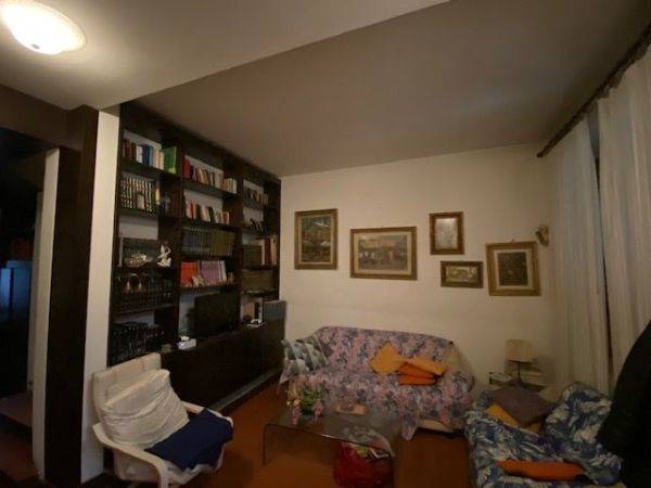 casa indipendente in vendita a Lastra a Signa