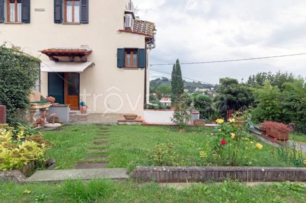 casa indipendente in vendita a Lastra a Signa
