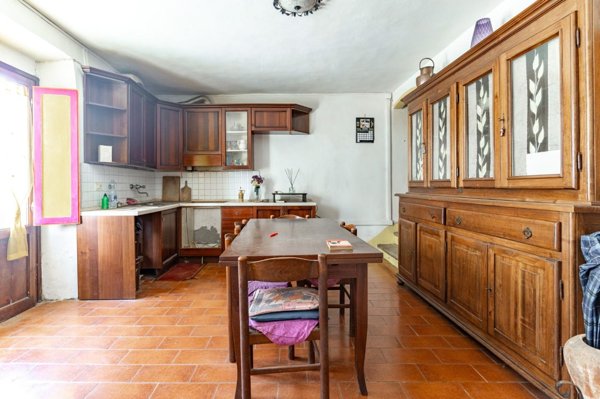 casa indipendente in vendita a Lastra a Signa in zona Carcheri