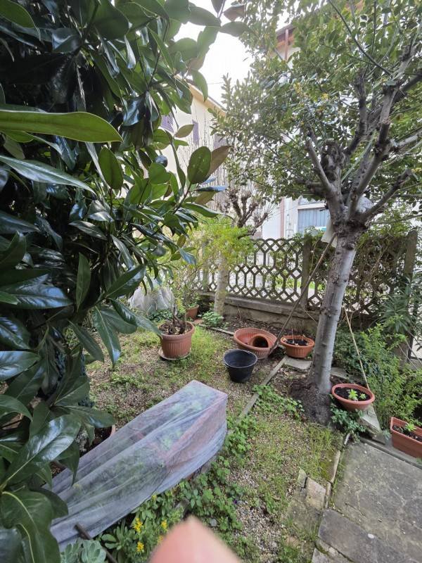 casa indipendente in vendita a Lastra a Signa