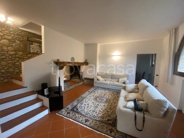 casa indipendente in vendita a Lastra a Signa