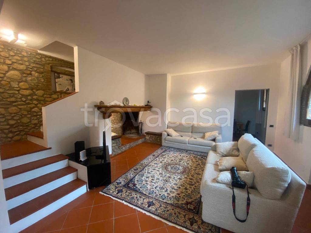 casa indipendente in vendita a Lastra a Signa
