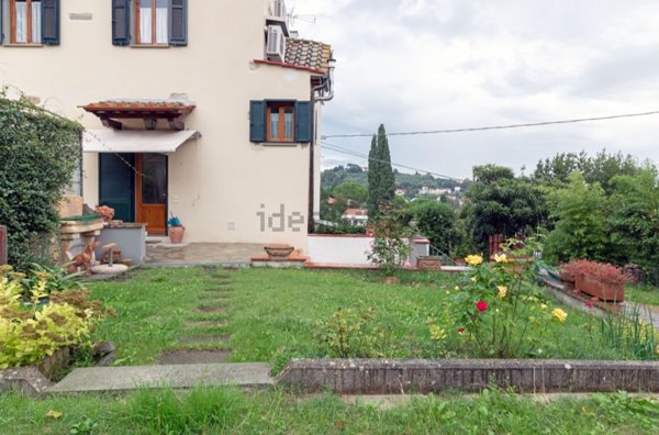 casa indipendente in vendita a Lastra a Signa