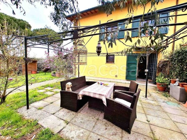casa indipendente in vendita a Lastra a Signa