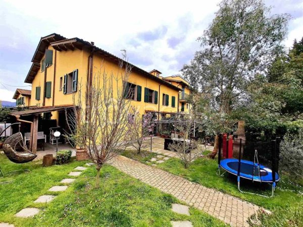 casa indipendente in vendita a Lastra a Signa
