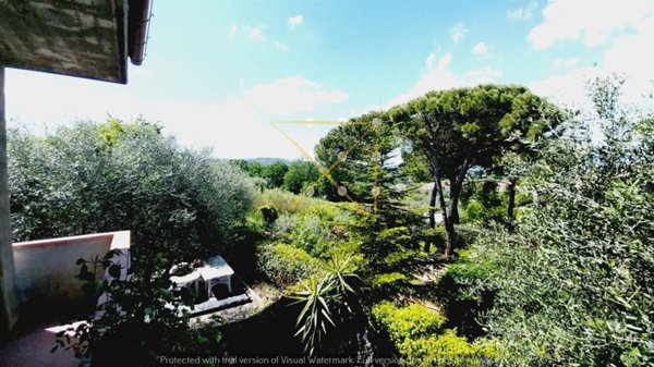 casa indipendente in vendita a Lastra a Signa in zona Ponte a Signa