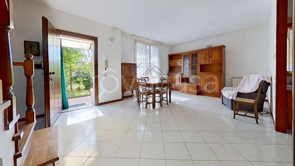 casa indipendente in vendita a Lastra a Signa in zona Bracciatica