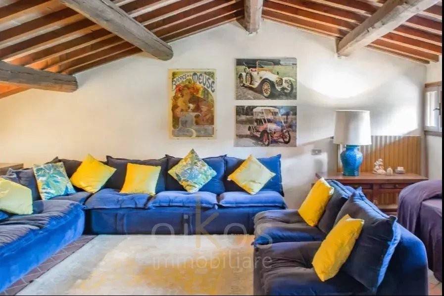 casa indipendente in vendita a Lastra a Signa