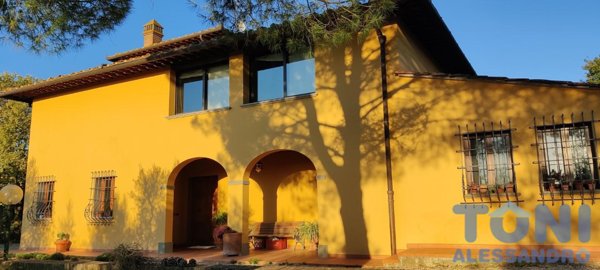 casa indipendente in vendita a Lastra a Signa
