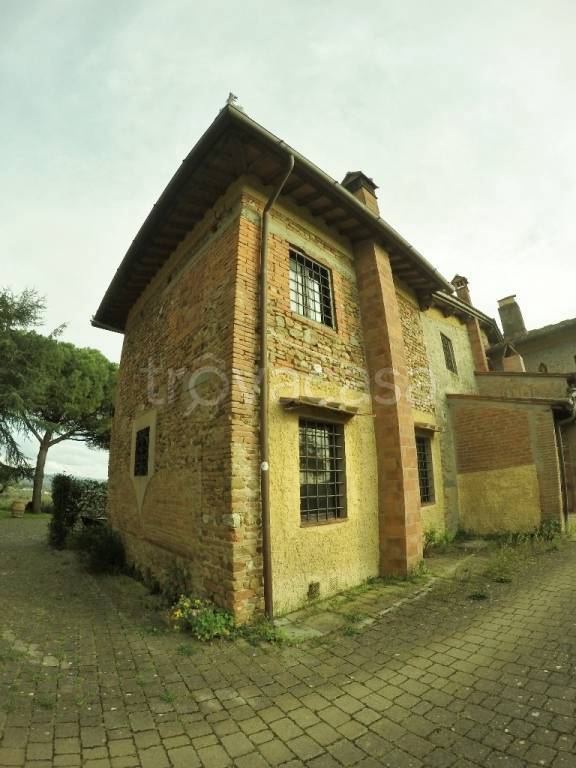 casa indipendente in vendita a Lastra a Signa in zona Quattro Strade