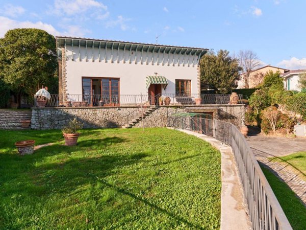 casa indipendente in vendita a Lastra a Signa