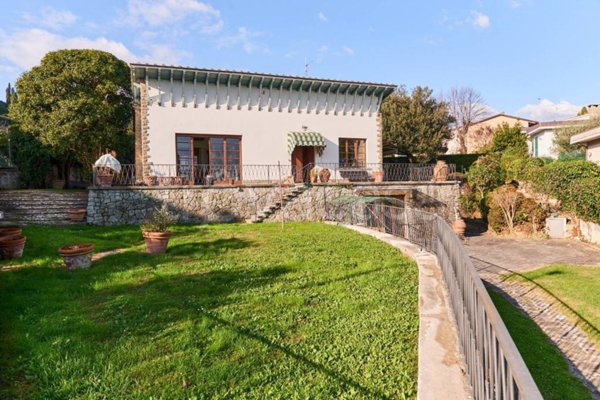 casa indipendente in vendita a Lastra a Signa