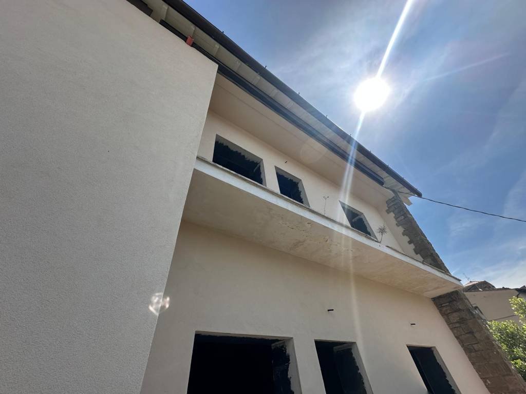 casa indipendente in vendita a Lastra a Signa