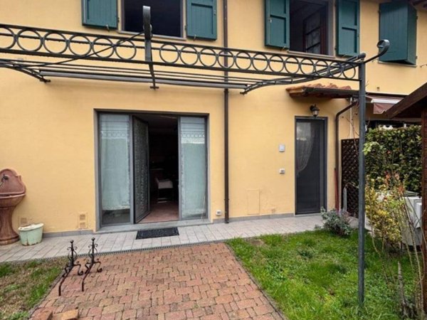 casa indipendente in vendita a Lastra a Signa