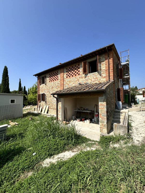 casa indipendente in vendita a Lastra a Signa in zona Malmantile