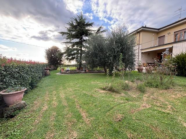 casa indipendente in vendita a Lastra a Signa