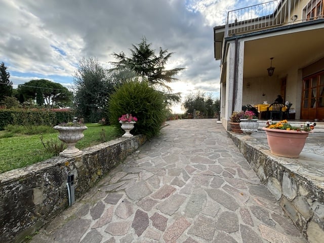 casa indipendente in vendita a Lastra a Signa