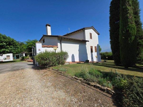 casa indipendente in vendita a Lastra a Signa