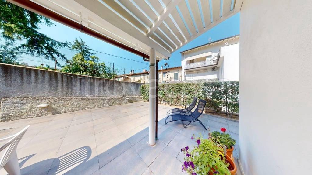 casa indipendente in vendita a Lastra a Signa