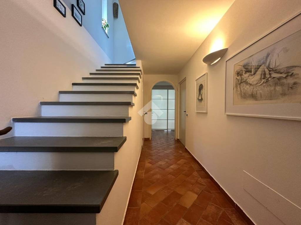 casa indipendente in vendita a Lastra a Signa in zona Inno