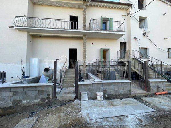 casa indipendente in vendita a Lastra a Signa