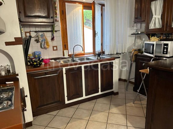 casa indipendente in vendita a Lastra a Signa