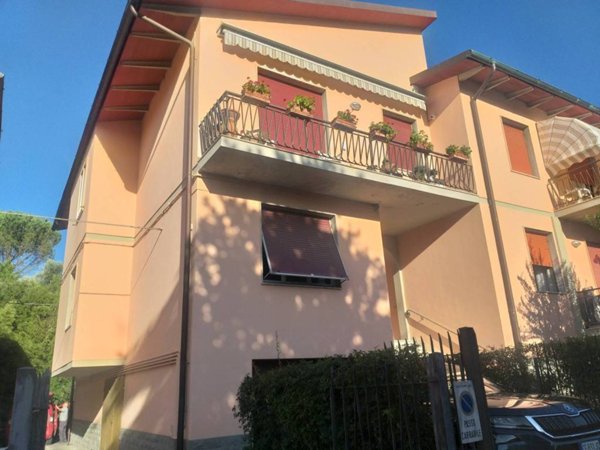 appartamento in vendita a Lastra a Signa in zona Ponte a Signa