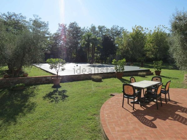 casale in vendita a Lastra a Signa