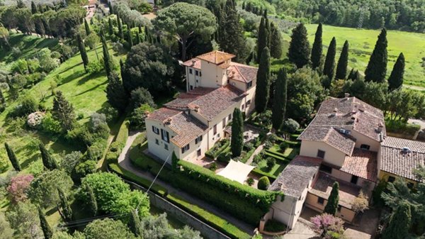 villa in vendita a Lastra a Signa