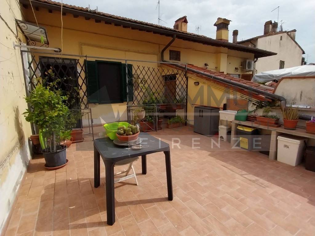 appartamento in vendita a Lastra a Signa in zona Ponte a Signa