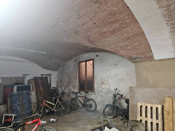 locale commerciale in vendita a Lastra a Signa