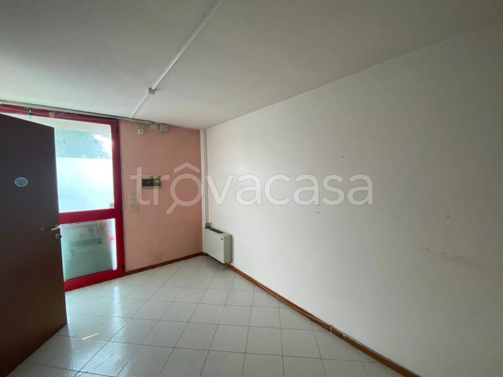 locale commerciale in vendita a Lastra a Signa